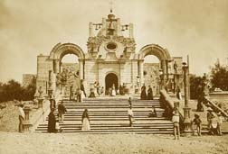 Lagos de Moreno, atrio del Templo del Calvario, ca. 1920