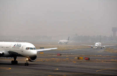 Banco de niebla afecta m�s de 100 vuelos