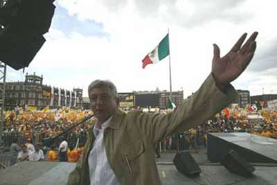 AMLO: México no merece un presidente espurio