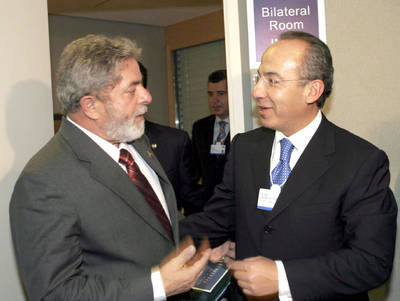 Calderón sufre acometida de Lula en Davos