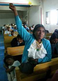Asamblea indígena en Soledad Atzompa, Veracruz, en demanda de justicia en el caso de la muerte de Ernestina Ascencio