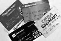 El incremento de la morosidad en tarjeras de crédito se relaciona con la entrada de usuarios sin experiencia financiera, según banqueros