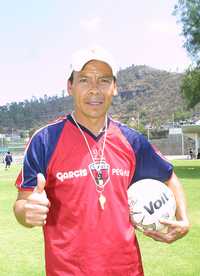 José Guadalupe Cruz es técnico desde 2001