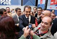 José Luis Rodríguez Zapatero, presidente del gobierno español, al salir de una reunión del PSOE en Vitoria