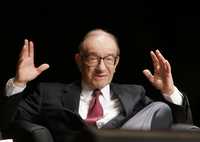 El ex presidente de la Reserva Federal estadunidense, Alan Greenspan, durante su intervención en una convención en Nueva York