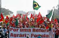Trabajadores rurales marchan en Brasilia para exigir la entrega de tierras a los campesinos