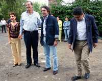Marta Sahagún, Vicente Fox, José María Aznar y Manuel Espino recorrieron parte del rancho del ex presidente mexicano, en San Francisco del Rincón