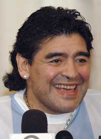 Maradona habló con los medios sobre el veto a zonas de altura