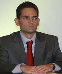 Juan Camilo Mouriño, "condescendiente" con solicitud de información sobre él