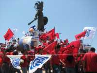Unos 400 brigadistas de PRI y PAN se enfrentaron a golpes y empujones en la glorieta Cuauhtémoc de Tijuana, donde coincidieron para realizar actos proselitistas