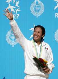 Patricia Castañeda logró plata ahora en 800 metros libres