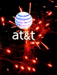 Logotipo de AT&T, empresa estadunidense de telecomunicaciones que reportó un aumento de 61 por ciento en sus ganancias para el segundo trimestre del año
