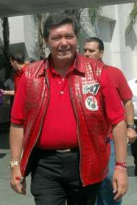El candidato a la gubernatura de Baja California de la Alianza para que Vivas Mejor, Jorge Hank Rhon, elogió la campaña que, ''con muchos pantaloncitos'' ha emprendido el gobierno federal contra el narcotráfico
