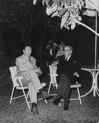 Pablo Neruda, de Chile, y Rómulo Gallegos, de Venezuela, dos de las figuras más relevantes de la literatura iberoamericana
