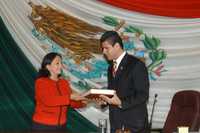 La gobernadora de Zacatecas, Amalia García Medina, entrega su tercer Informe a integrantes de la 59 Legislatura local