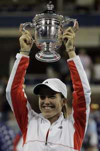 Este es el segundo trofeo de Justine Henin en el torneo estadunidense
