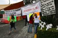 Viudas y compañeros de atrapados en la mina Pasta de Conchos, protestaron hace días frente a la Secretaría del Trabajo