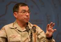 El teniente general de tres estrellas Ricardo Sánchez, en foto tomada en 2003 en la capital iraquí