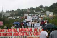 Integrantes del movimiento Todos Somos Zimapán se manifestaron el pasado 9 de octubre contra la construcción de la planta de residuos tóxicos