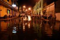 Las partes altas del centro de Villahermosa se mantienen a salvo, aunque el nivel del agua no disminuye