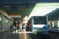 Atardecer en la estación Parque O'Higgins, del Metro de Santiago