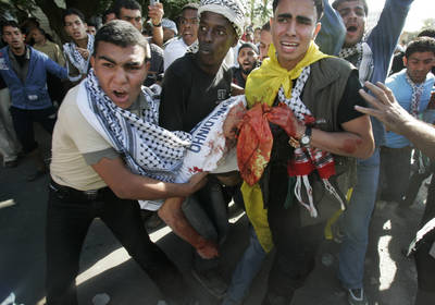 Tiroteo durante homenaje a Arafat; 8 muertos