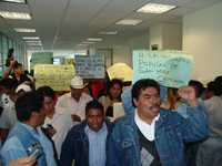Representantes de comunidades indígenas de San Miguel Chimalapa demandaron al Congreso de Oaxaca no validar la elección de Antonio Cruz Ordaz como presidente municipal y que se reconozca a Froylán Domínguez López, elegido por usos y costumbres.