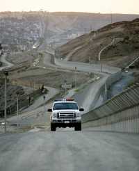 La Patrulla Fronteriza, al acecho en la zona fronteriza de San Diego