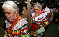 Asistentes al encuentro de indígenas zapatistas con mujeres del mundo