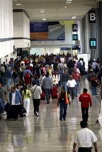 Las modificaciones en el AICM afectaron a comerciantes de la Terminal 1
