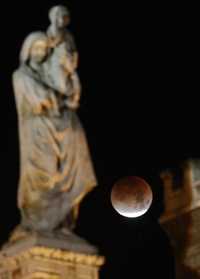 Imagen del espectáculo lunar en Jerusalén