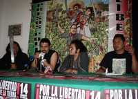 De izquierda a derecha, el vocalista de Panteón Rococó, Luis Shenka; Mauricio, de Los de Abajo, y Ulises del Valle