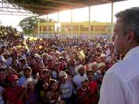 Andrés Manuel López Obrador durante un mitin en Jonuta, uno de los cinco municipios de Tabasco que visitó ayer