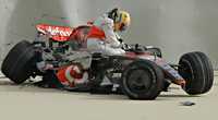 El británico Lewis Hamilton, de McLaren Mercedes, se quejó de que el circuito estaba muy sucio