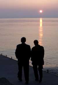 George W. Bush y Vladimir Putin dieron un paseo al término de su encuentro en la ciudad de Sochi