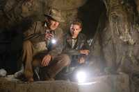 Harrison Ford y Shia LaBeouf en Indiana Jones y el reino de la calavera de cristal, que abrirá el festival de Cannes