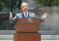 El presidente Felipe Calderón, durante su mensaje en Los Pinos