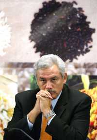 Alberto Cárdenas Jiménez, titular de la Secretaría de Agricultura, durante la firma del acuerdo nacional arrocero