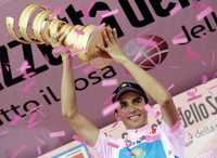 Alberto Contador dijo que con los recientes triunfos que ha obtenido ahora ya lo conocen más