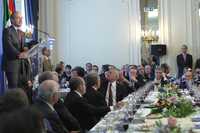 El presidente Felipe Calderón durante su discurso en un desayuno con empresarios españoles