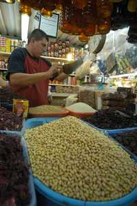 En Sinaloa, durante los primeros meses del año los precios de los granos han registrado un drástico aumento; el frijol pasó de 15 a 28 pesos