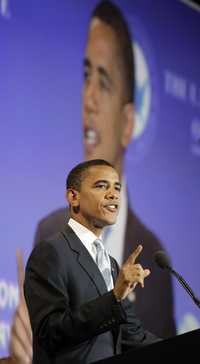 En imágenes captadas del fin de semana pasado, Barack Obama en una reunión con alcaldes, en Miami