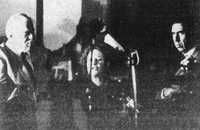 Manuel J. Clouthier, Rosario Ibarra y Cuauhtémoc Cárdenas durante un mitin afuera de la Secretaría de Gobernación, cuyo titular era entonces Manuel Bartlett