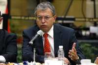 Manuel Camacho Solís: es posible un acuerdo si se cancela la pretensión privatizadora