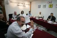 El Instituto Electoral de Querétaro determinó multar con 99 mil pesos al senador panista Guillermo Tamborrel Suárez, por su presuntos actos de promoción del voto en abril pasado