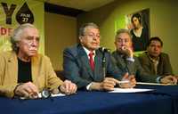 Carlos Payán, Manuel Camacho, Héctor Vasconcelos y Ricardo Moreno en conferencia sobre la consulta