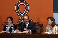 Patricia Espinosa, José Ángel Córdova y Josefina Vázquez Mota dieron una conferencia de prensa para informar sobre la 17 Conferencia Internacional de Sida