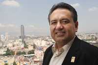 El líder del SME, Martín Esparza, criticó –en entrevista con La Jornada– el proyecto calderonista de reforma a Pemex
