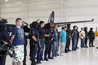 El grupo delictivo fue presentado ayer en el hangar de la PFP en la ciudad de México