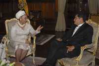 La senadora colombiana Piedad Córdoba y el gobernante ecuatoriano Rafael Correa, durante la reunión que sostuvieron esta semana en el Palacio de Carondelet, en Quito
